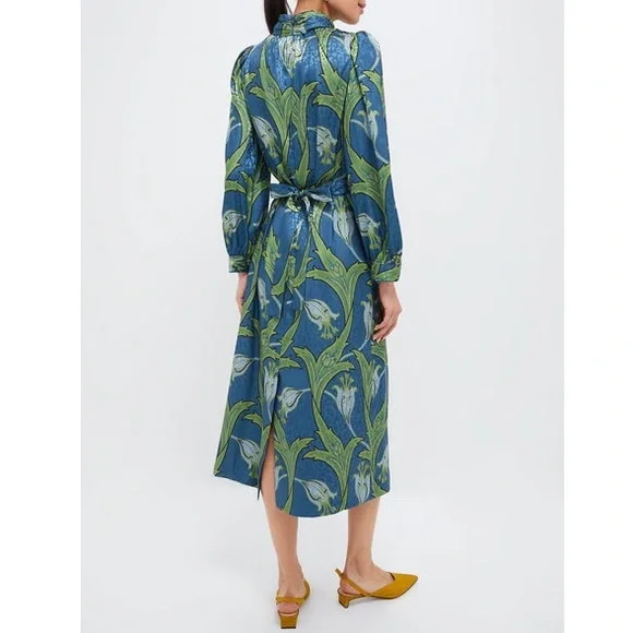 TUCKERNUCK
Deco Floral Satin Faven Dress - Picture 4 of 11